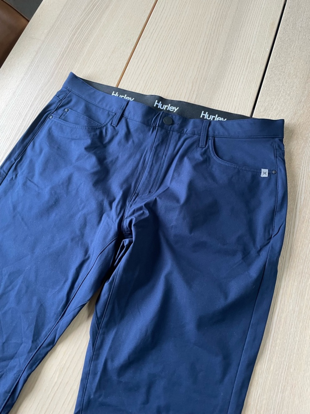 Hurley 36x30 men’s Straight-Leg Pants in Navy, casual / dress pants for men 36W